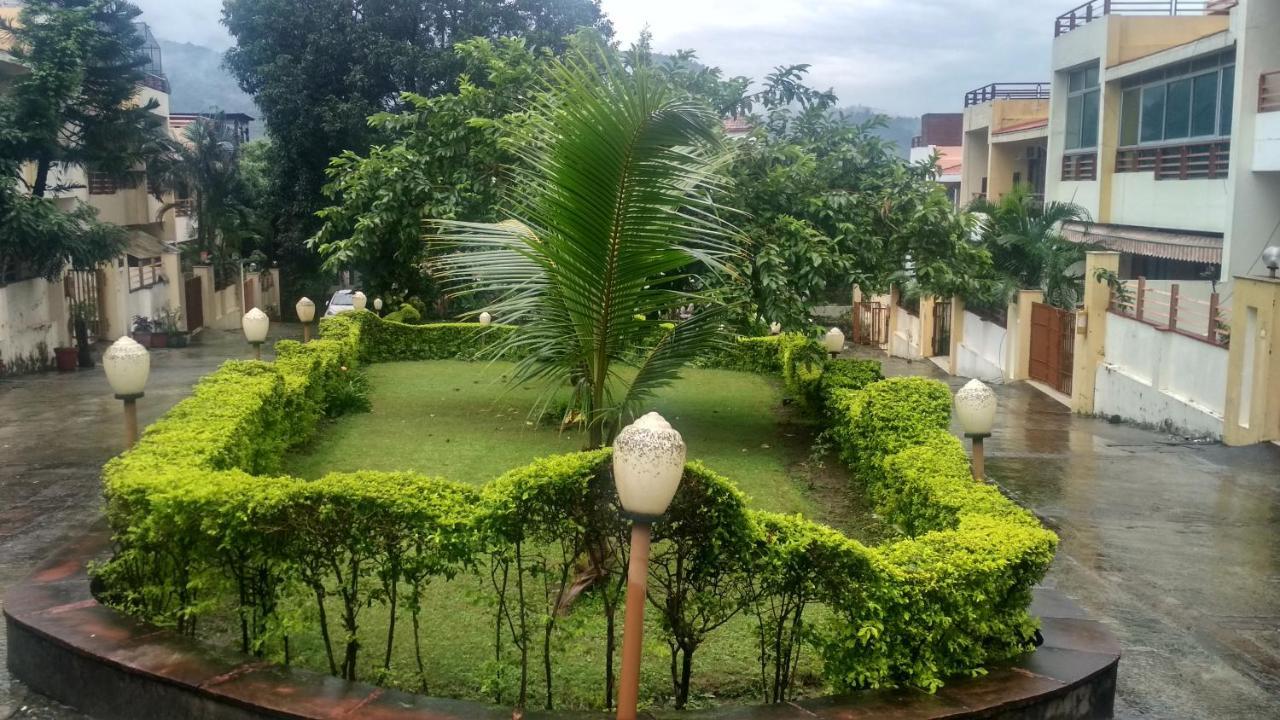 The See Some Bed & Breakfast Rishikesh Exterior photo